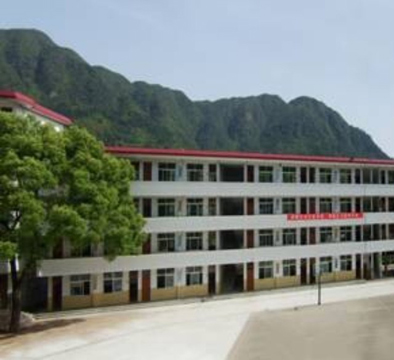 我骄傲，我自豪：这就是我们心中的母校